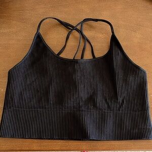 Good American ribbed sports bra